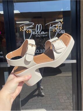 Drew Platform Sandal